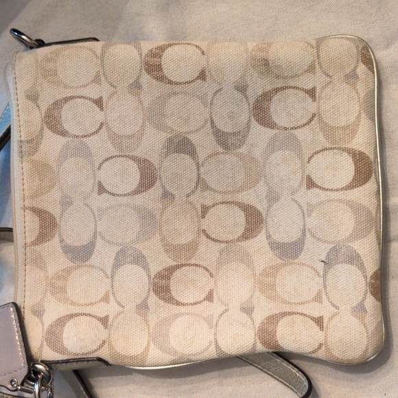 Coach Crossbody - Picture 4 of 6